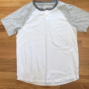 American Eagle Henley T Shirt